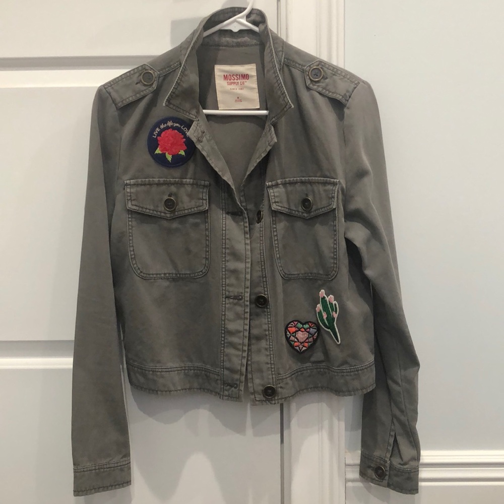 Women’s Mossimo jacket with patches